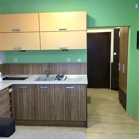 рак Apartment