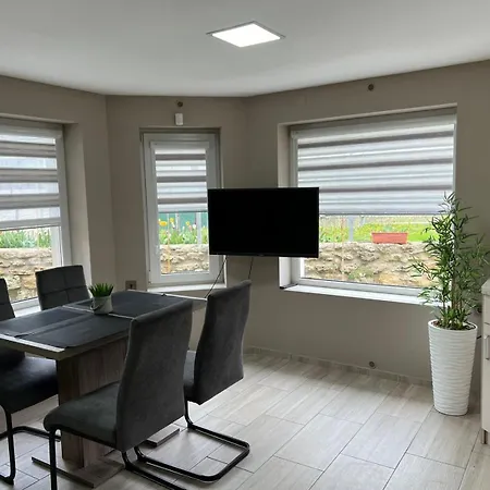 рак-апартаменти за гости Apartamento *
